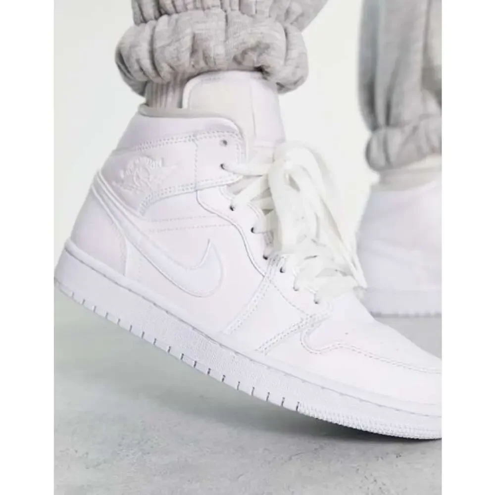 Nike Air Jordan 1 Mid Sneakers Triple White Leather Rubber Active Women's 7